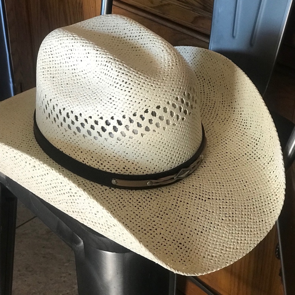 - Cowboy 🤠 hat - Picture 2 of 2